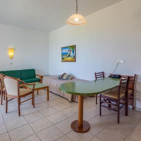 Panas Villas Aya Napa Dış mekan fotoğraf