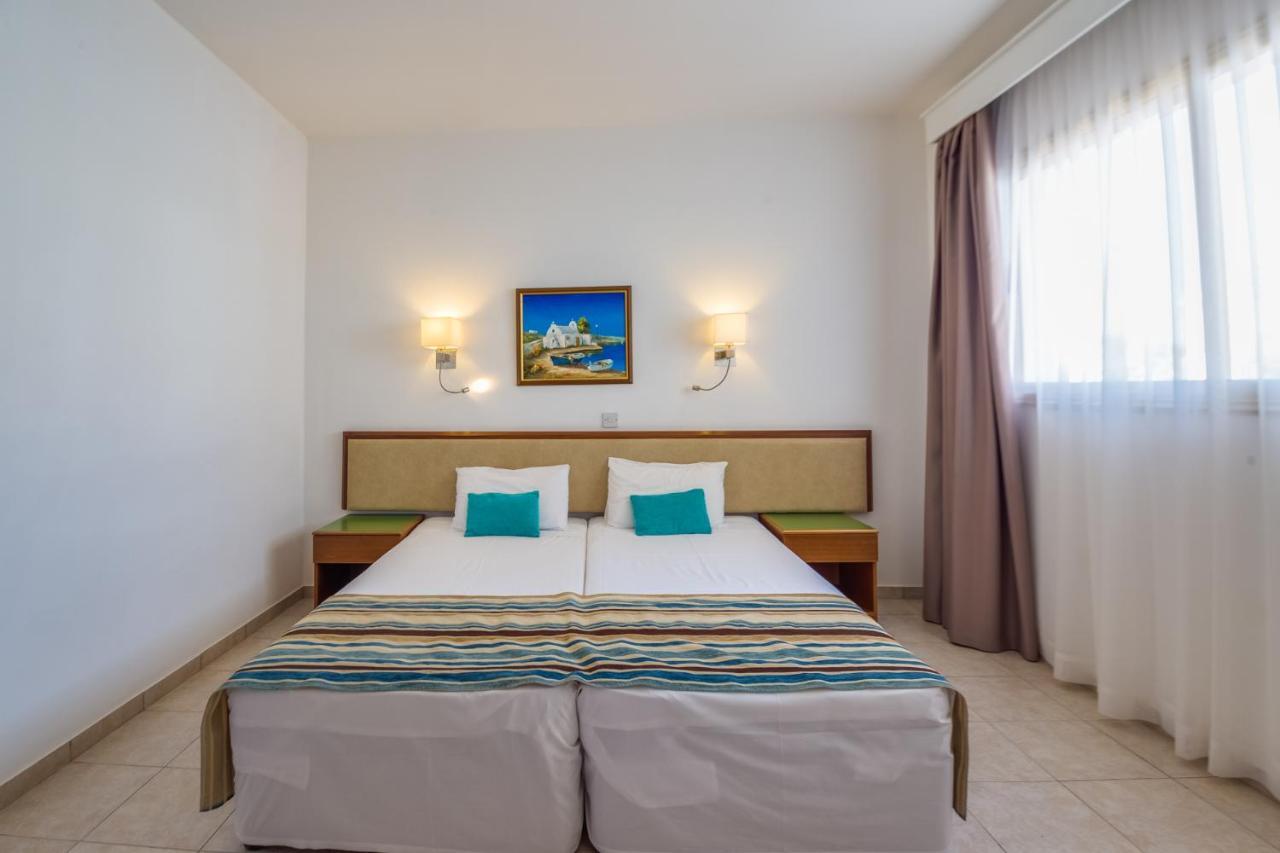 Panas Villas Aya Napa Dış mekan fotoğraf