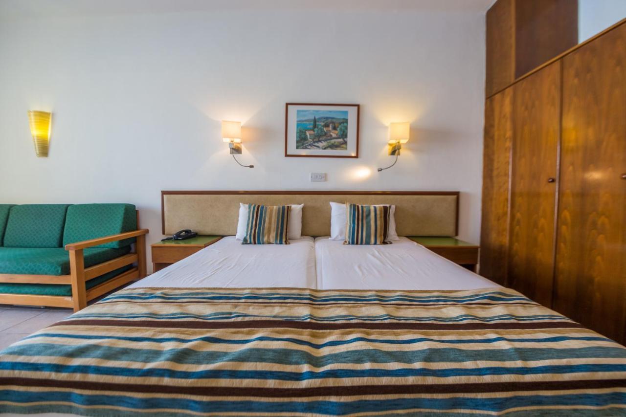 Panas Villas Aya Napa Dış mekan fotoğraf